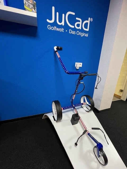 JuCad Carbon Travel 1.0 USA Refurbished Golftrolley 1 JuCad Carbon Travel 1.0 USA, Refurbished, JuCad Refurbished, 2 Jahre Garantie