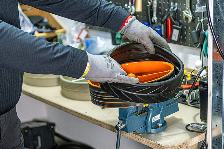 Freddy's exclusiver Golftrolley Shop ★ Hochwertige Premium Marken 42 Freddy's exclusive Golftrolleys - Werkstatt